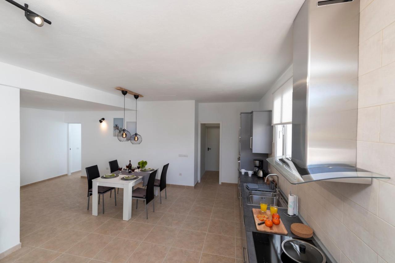 Casa Monicha Apartment กอสตา เตกีสเซ ภายนอก รูปภาพ